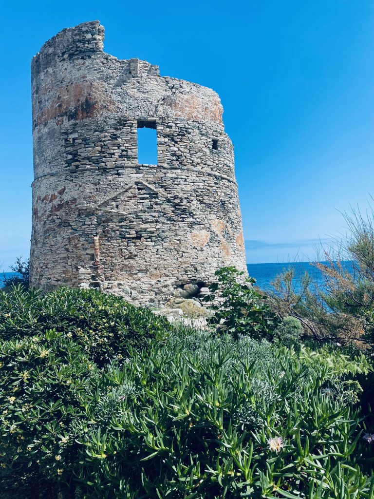 Tour Génoise Corse Erbalunga