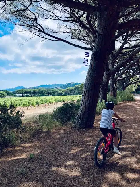 Visiter Porquerolles en Famille à vélo
