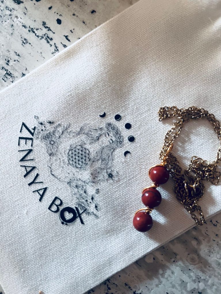 Zenaya Box